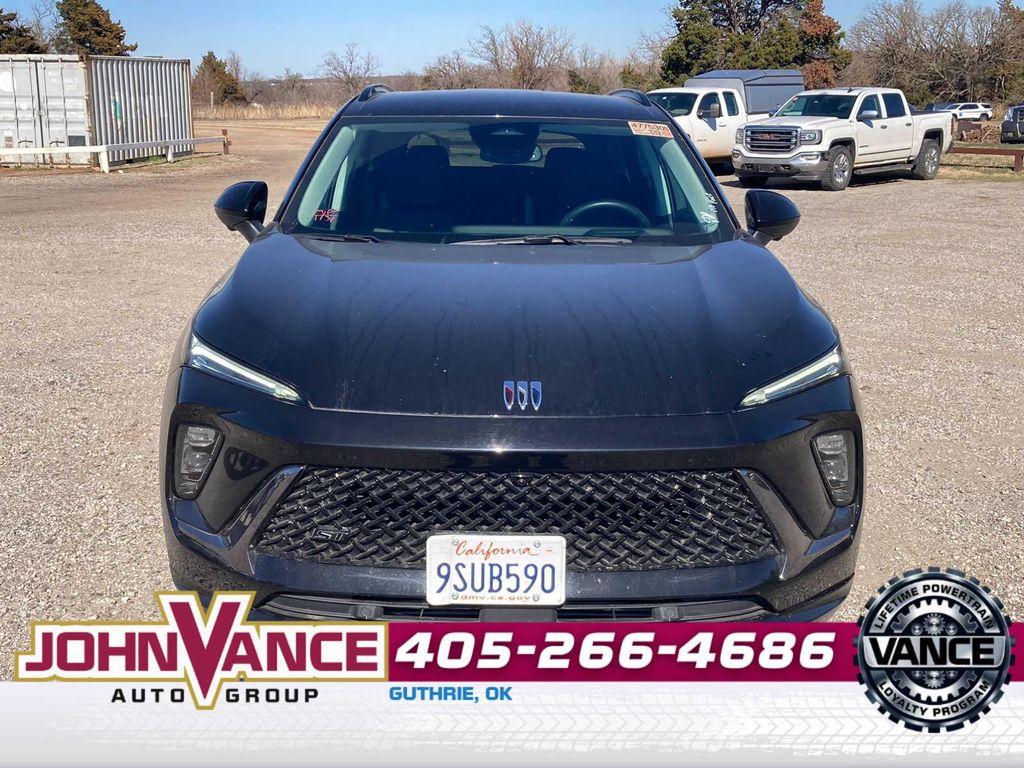 used 2025 Buick Envision car, priced at $30,000