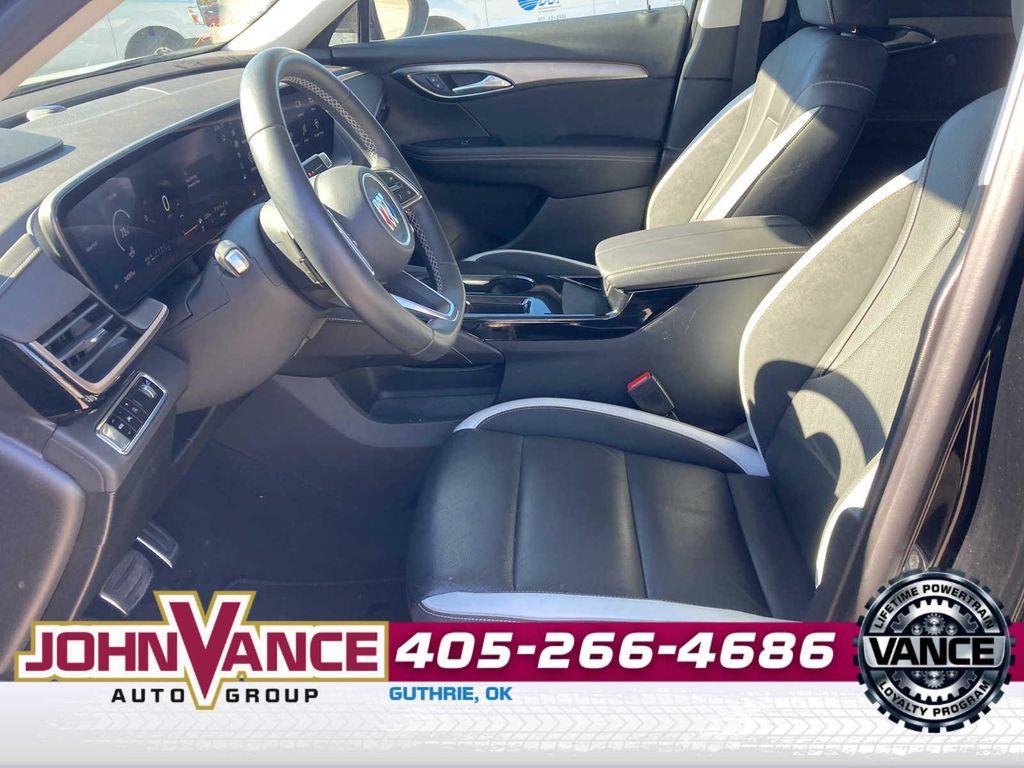 used 2025 Buick Envision car, priced at $30,000