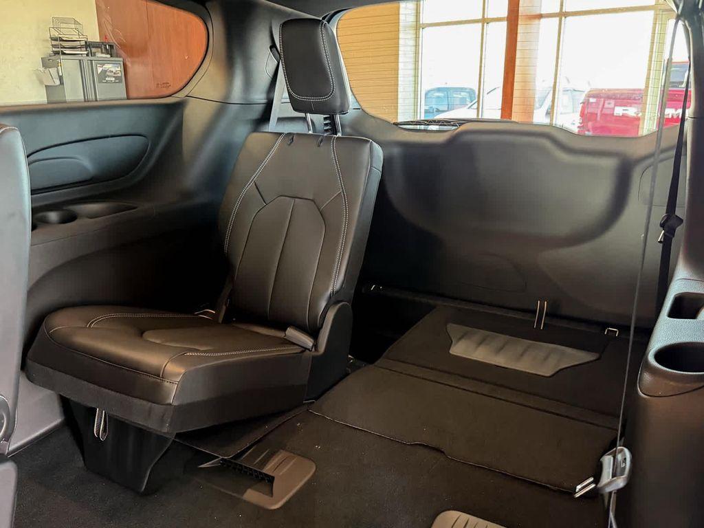 new 2026 Chrysler Pacifica car, priced at $47,656