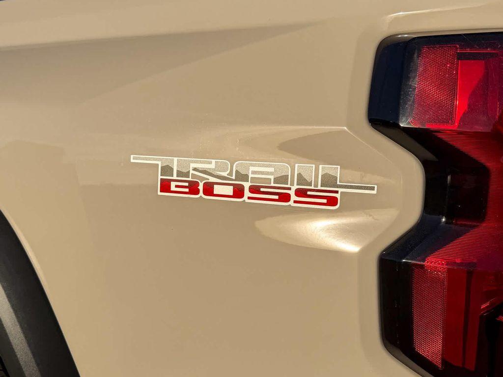 new 2026 Chevrolet Colorado car, priced at $40,535