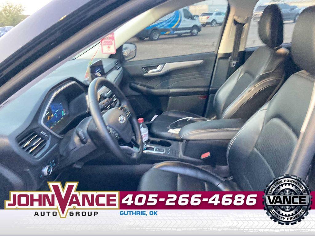 used 2022 Ford Escape car, priced at $17,000