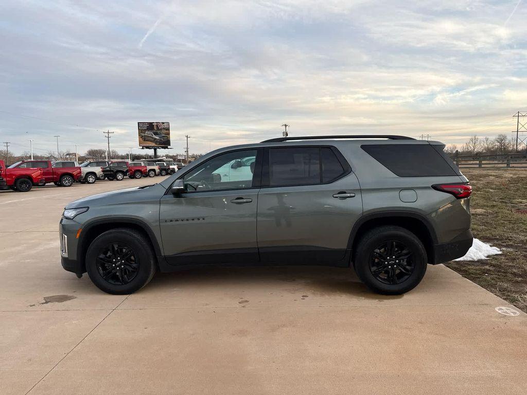 used 2023 Chevrolet Traverse car, priced at $31,330