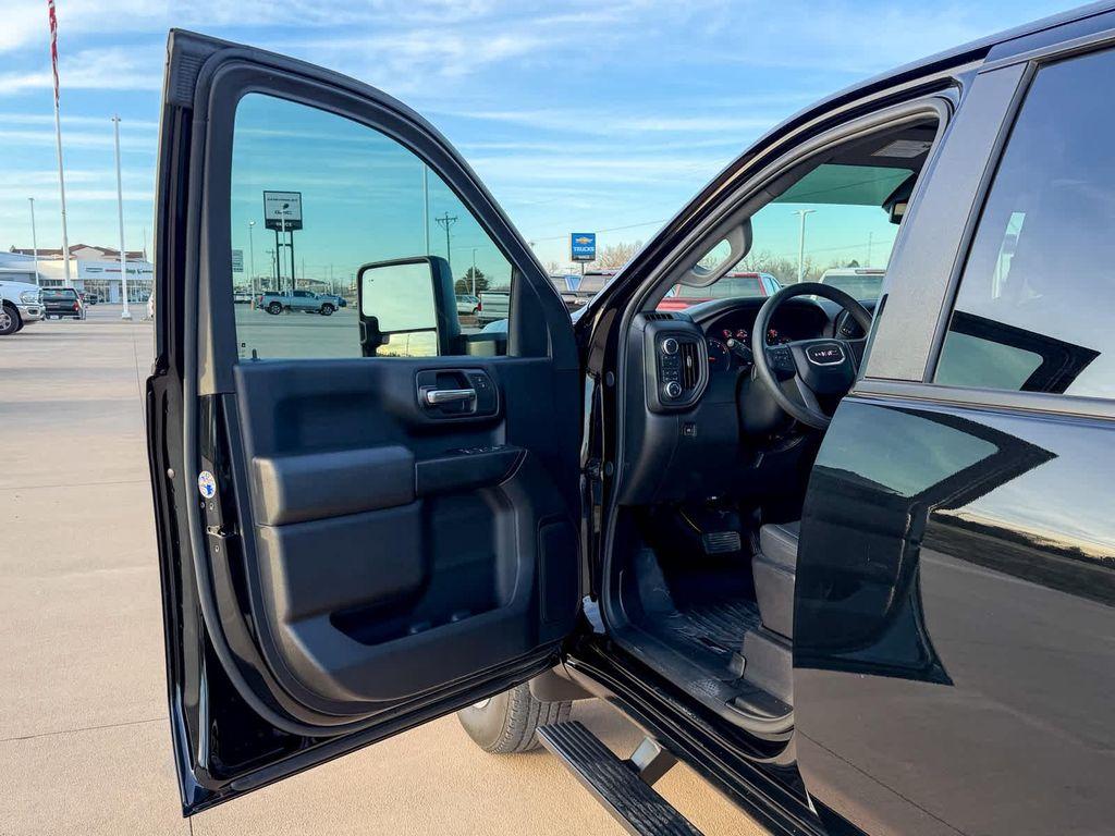 used 2024 GMC Sierra 2500 car, priced at $53,752