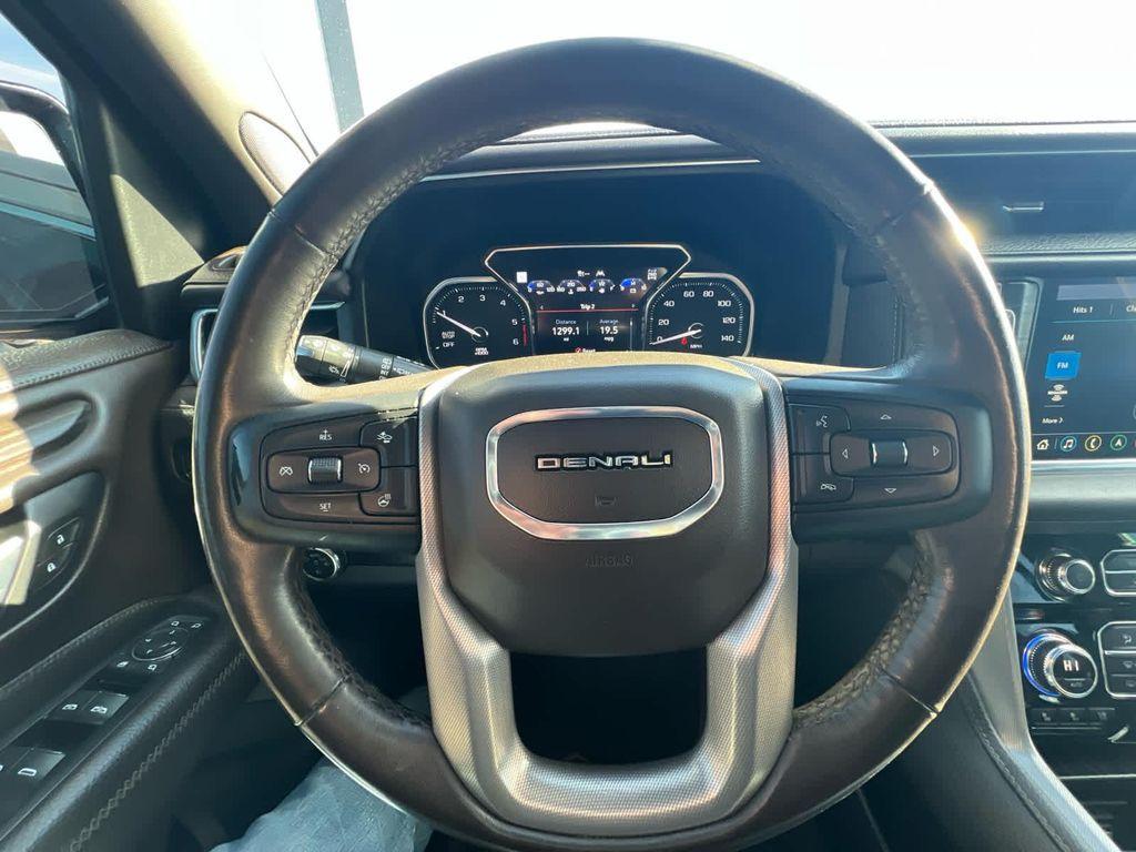 used 2021 GMC Yukon XL car, priced at $39,591