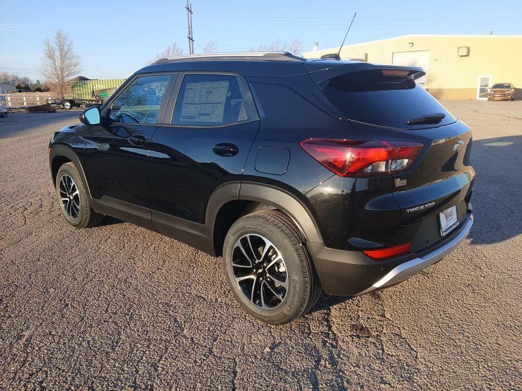 new 2026 Chevrolet TrailBlazer car, priced at $27,320