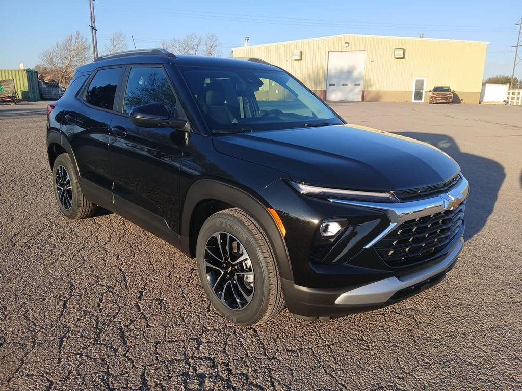 new 2026 Chevrolet TrailBlazer car, priced at $27,320