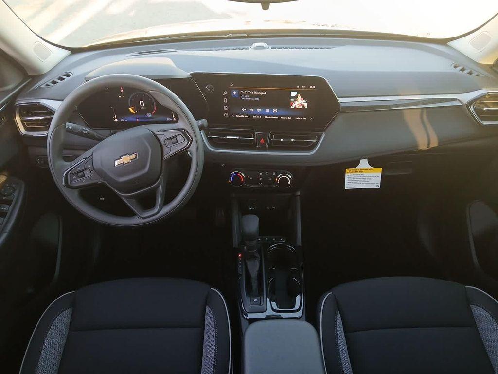 new 2026 Chevrolet TrailBlazer car, priced at $27,320