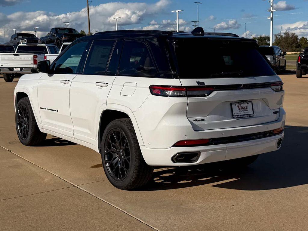new 2025 Jeep Grand Cherokee car, priced at $67,525