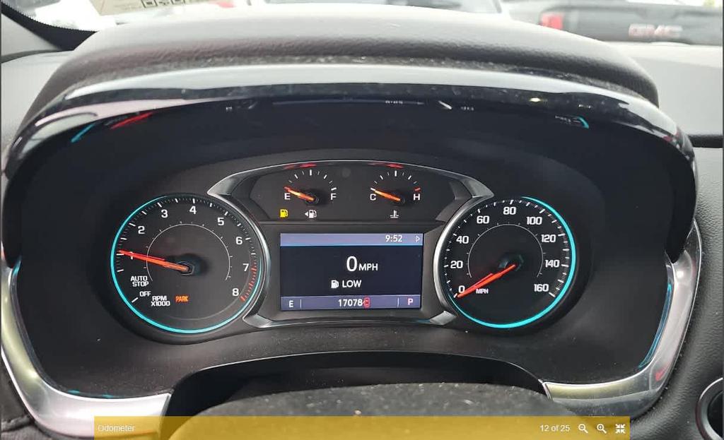 used 2023 Chevrolet Traverse car, priced at $33,111