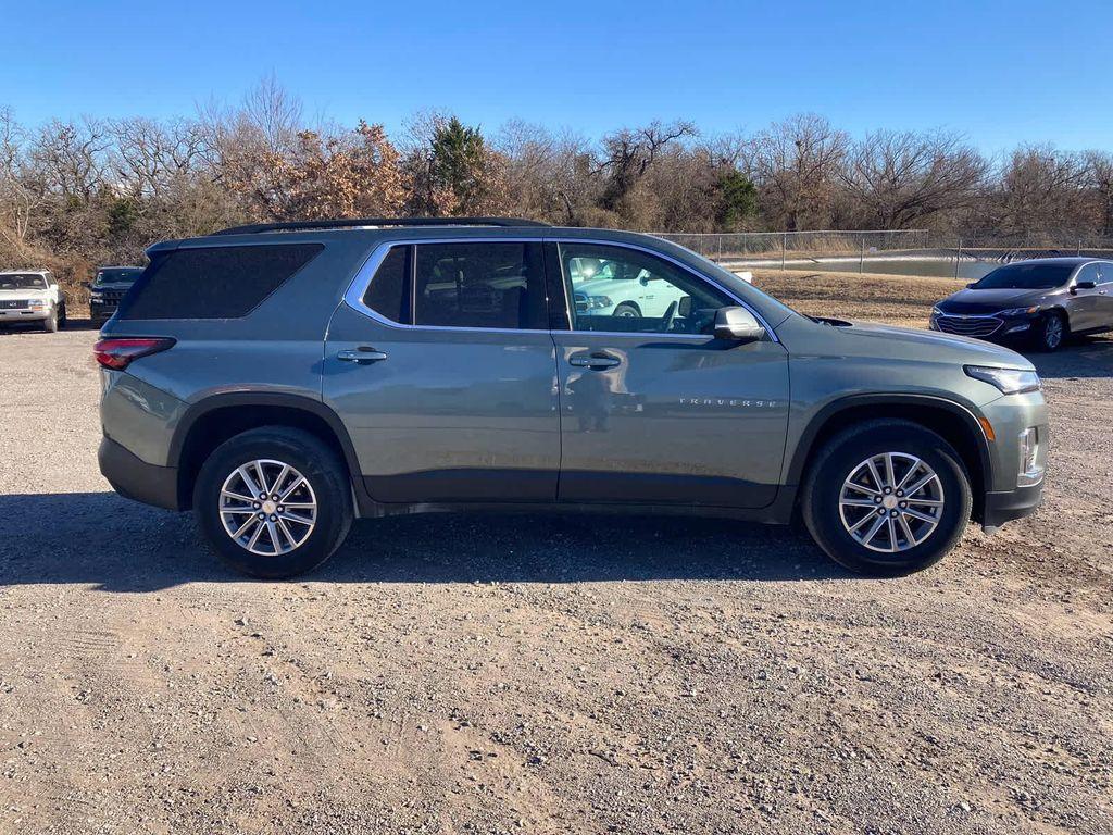 used 2023 Chevrolet Traverse car, priced at $33,111