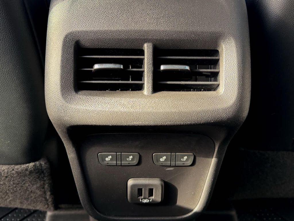 used 2020 Chevrolet Equinox car, priced at $16,499