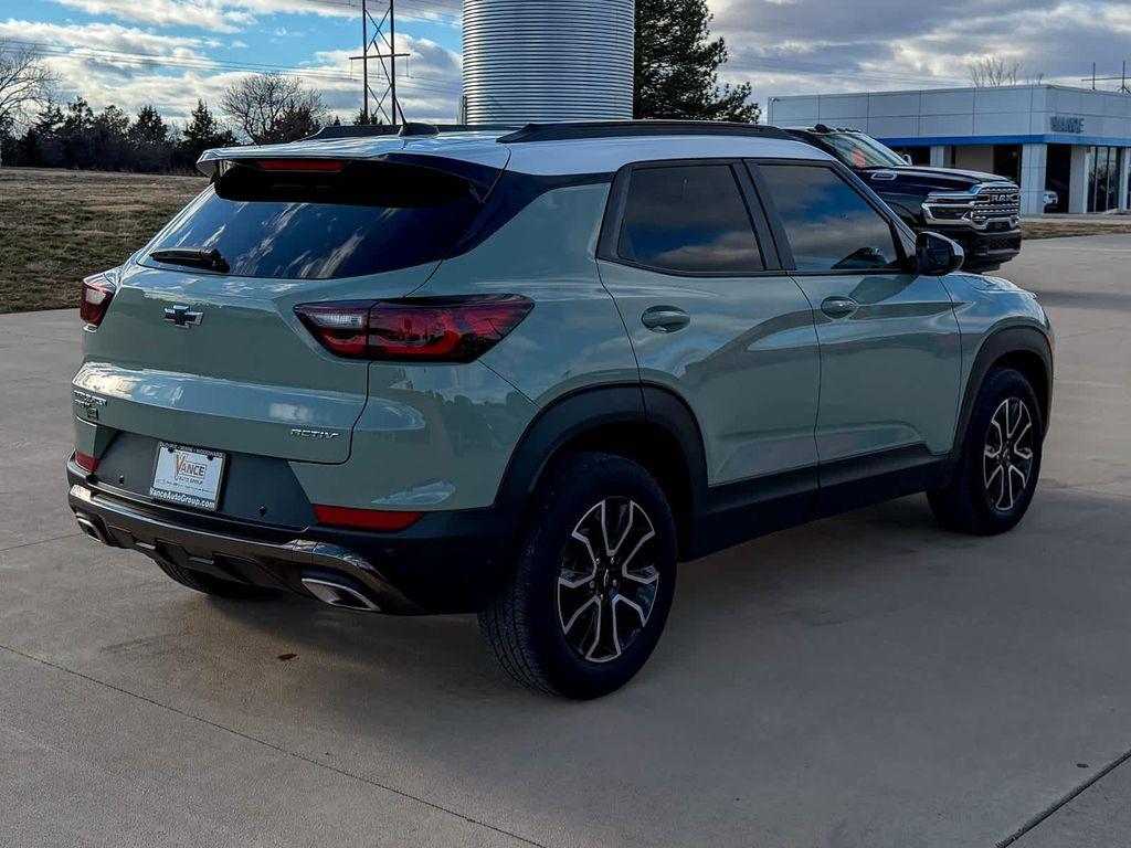 used 2025 Chevrolet TrailBlazer car, priced at $27,790