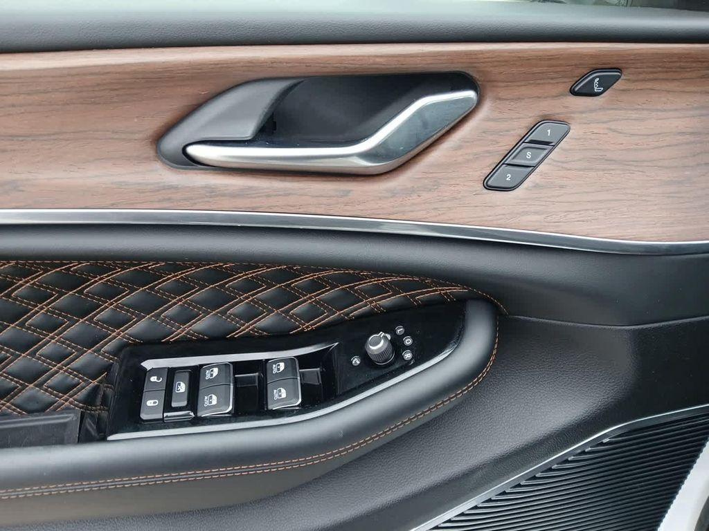 used 2022 Jeep Grand Cherokee 4xe car, priced at $33,907