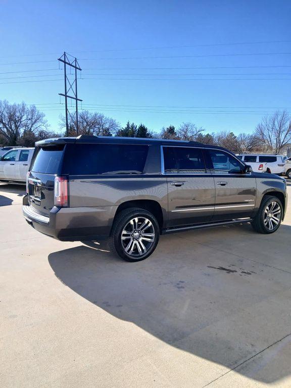 used 2019 GMC Yukon XL car, priced at $28,489