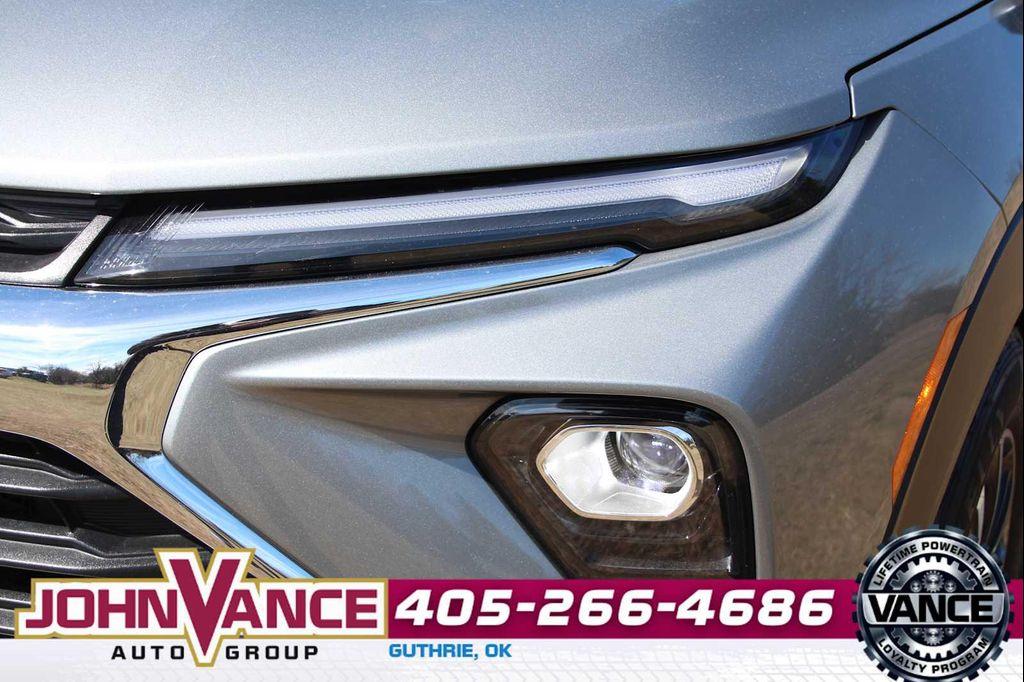 used 2025 Chevrolet TrailBlazer car, priced at $23,995