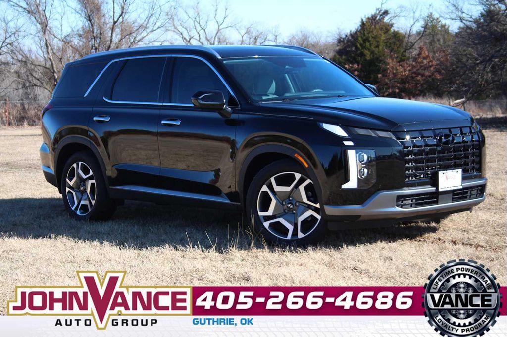 used 2025 Hyundai Palisade car, priced at $39,000