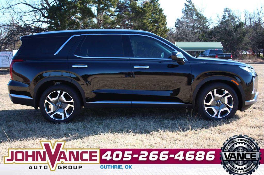 used 2025 Hyundai Palisade car, priced at $39,000
