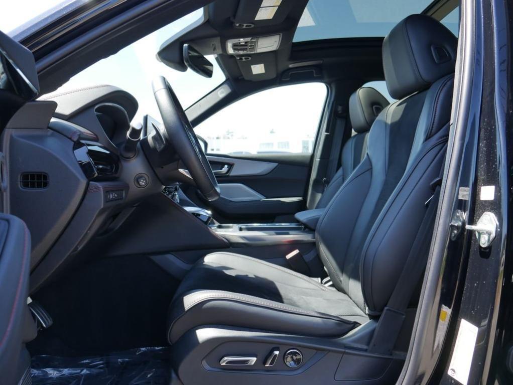 used 2025 Acura MDX car, priced at $52,066