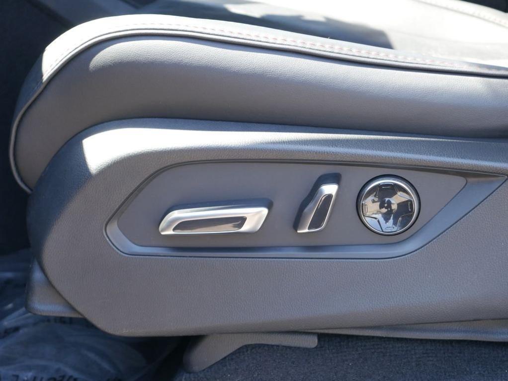 used 2025 Acura MDX car, priced at $52,066