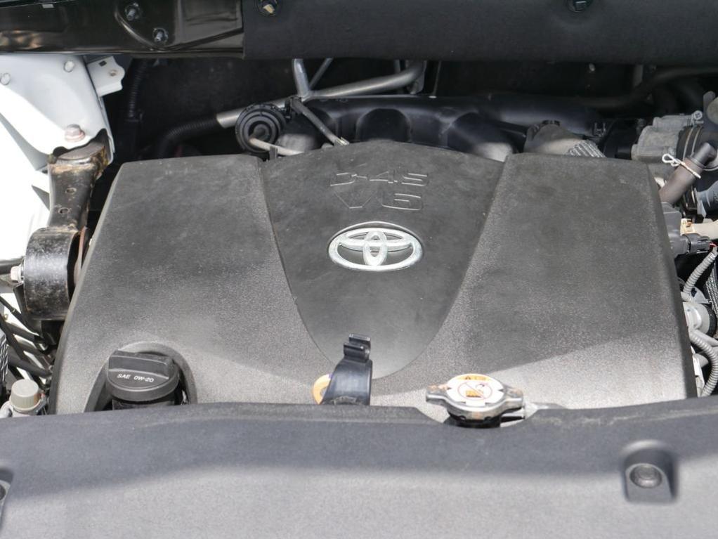used 2019 Toyota Highlander car, priced at $29,071