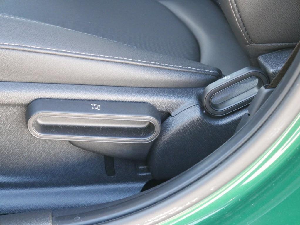 used 2023 MINI Hardtop car, priced at $20,000