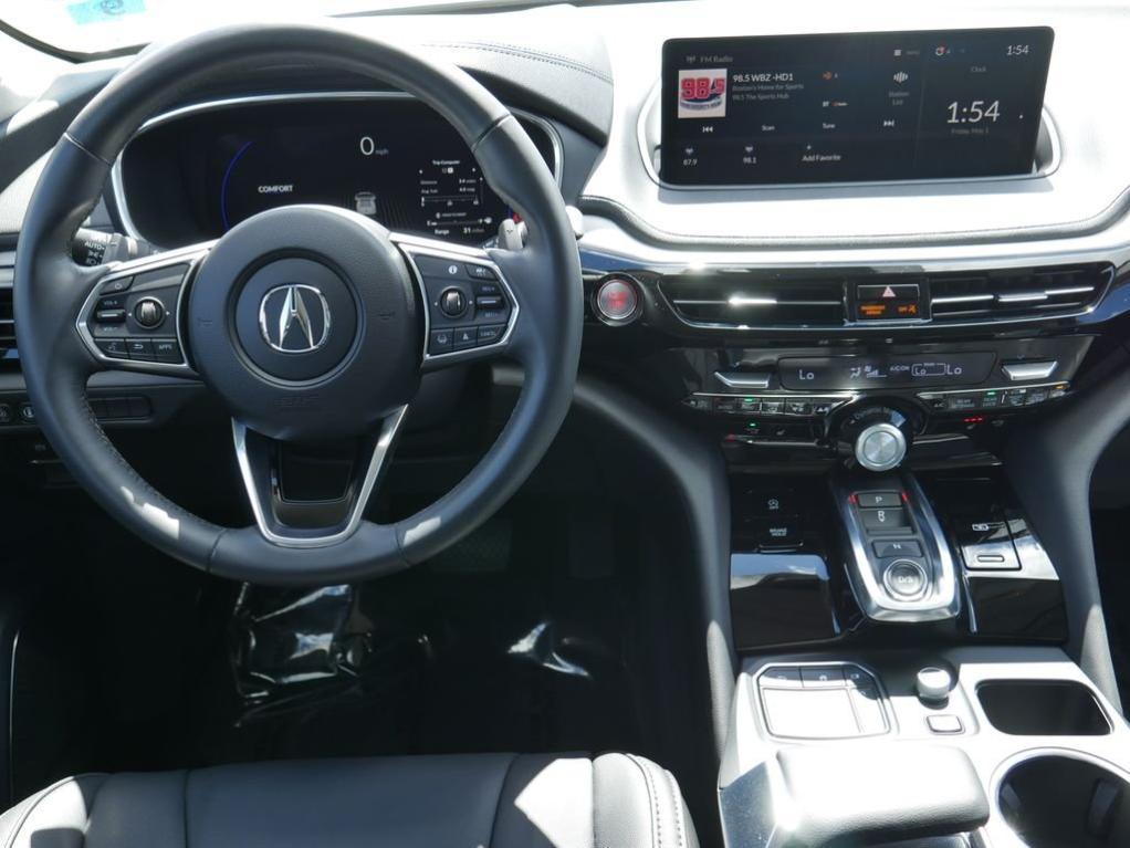 used 2024 Acura MDX car, priced at $39,089