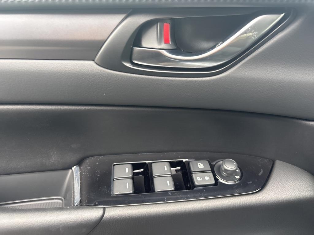 new 2025 Mazda CX-5 car, priced at $31,595