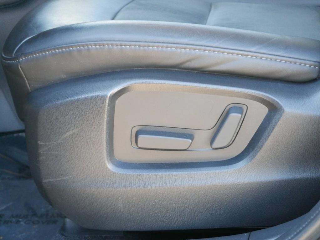 used 2023 Mazda CX-5 car, priced at $24,200