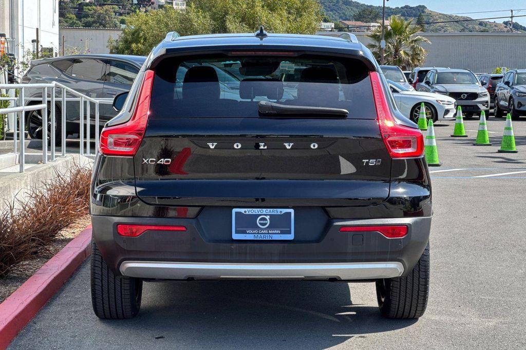 used 2021 Volvo XC40 car, priced at $23,255