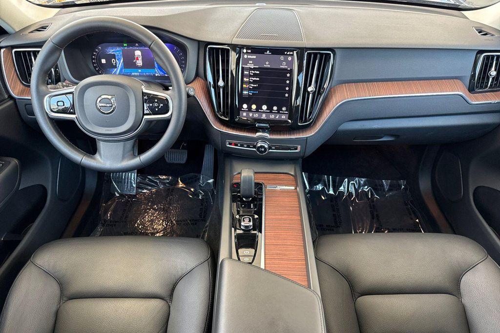 used 2023 Volvo XC60 car, priced at $38,599