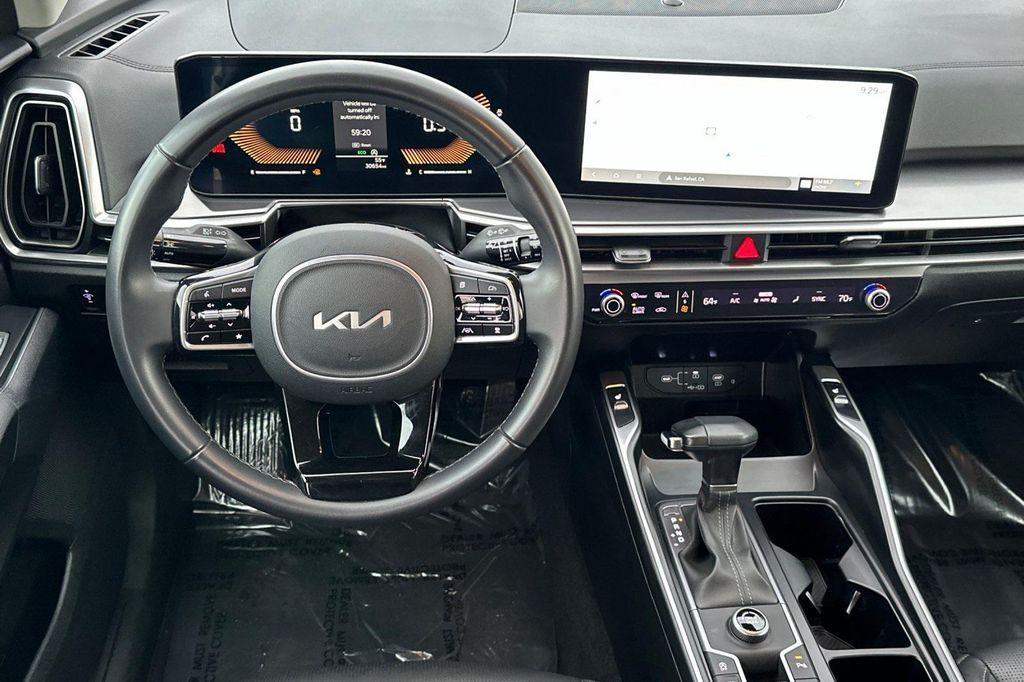 used 2024 Kia Sorento car, priced at $27,888