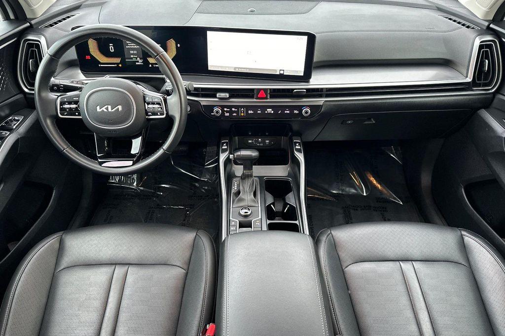 used 2024 Kia Sorento car, priced at $27,888
