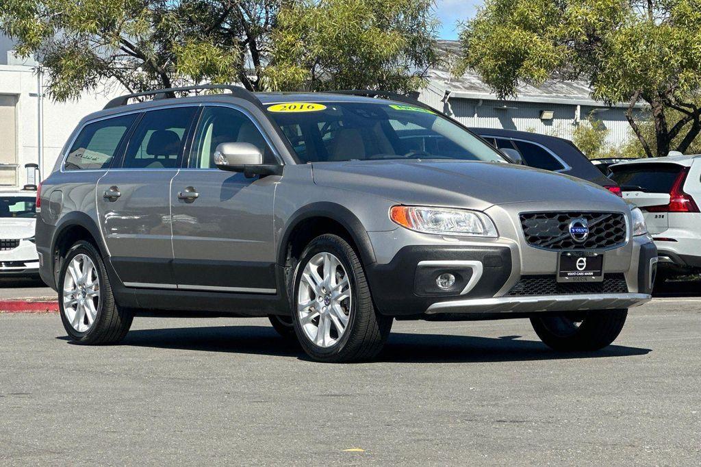 used 2016 Volvo XC70 car, priced at $14,999