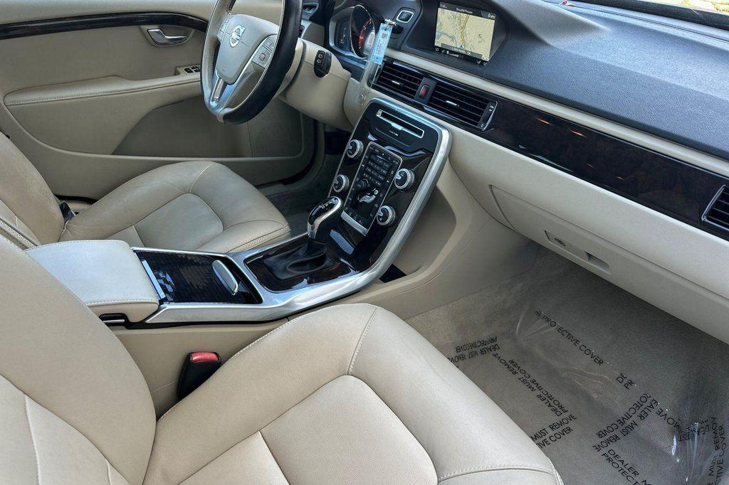 used 2016 Volvo XC70 car, priced at $14,999