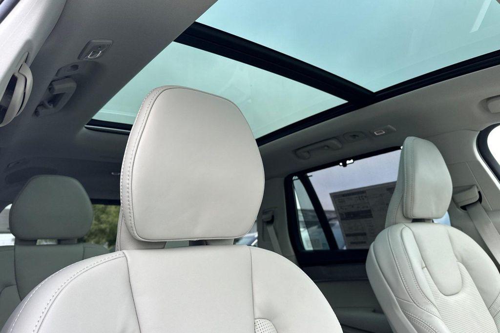 new 2026 Volvo XC90 car, priced at $75,155
