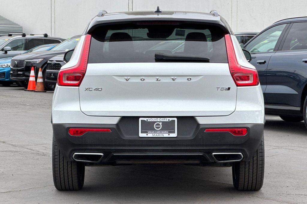 used 2020 Volvo XC40 car, priced at $18,999