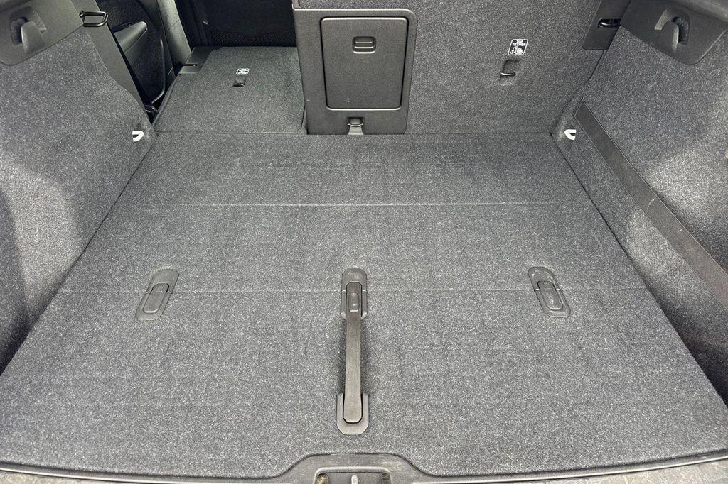 used 2020 Volvo XC40 car, priced at $18,999