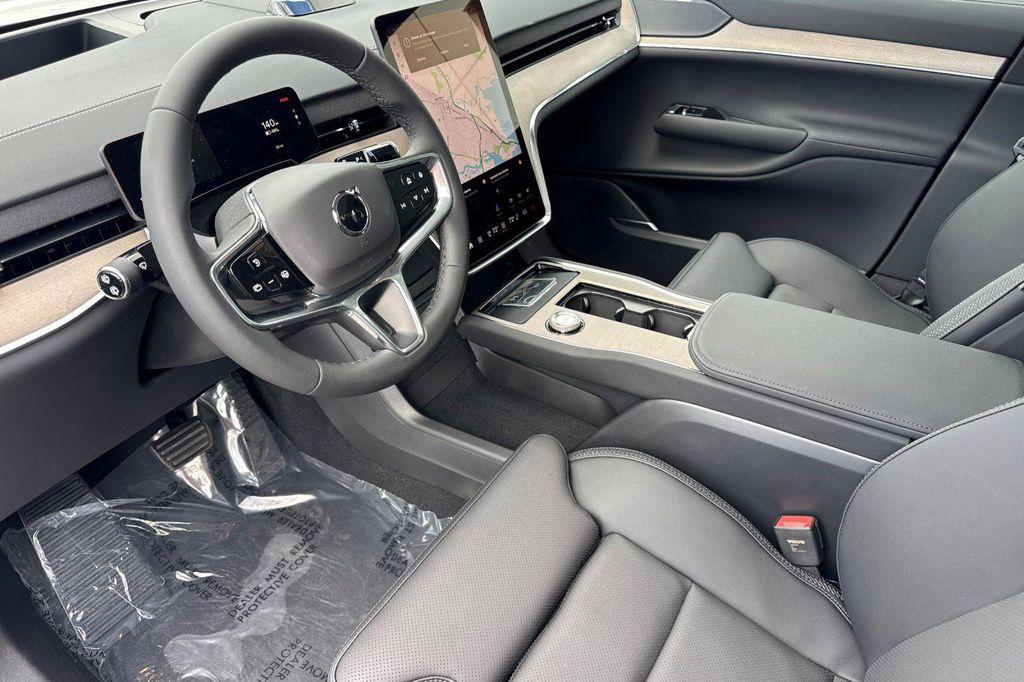 new 2026 Volvo EX90 car, priced at $81,030