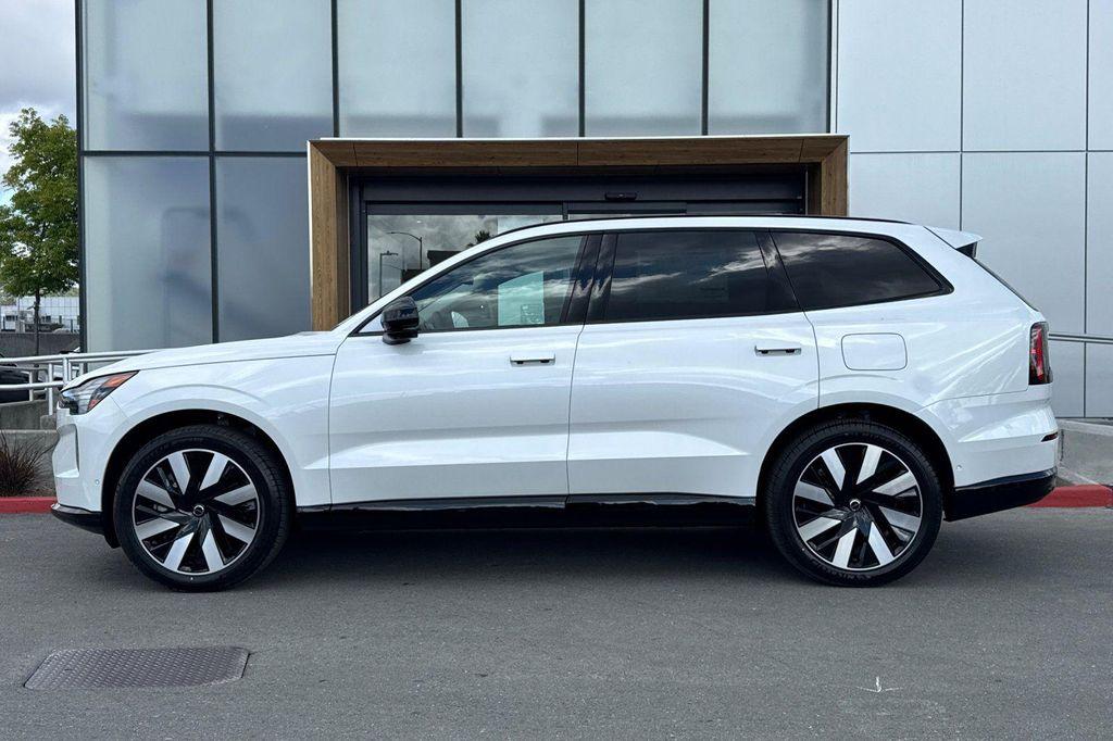 new 2026 Volvo EX90 car, priced at $81,030