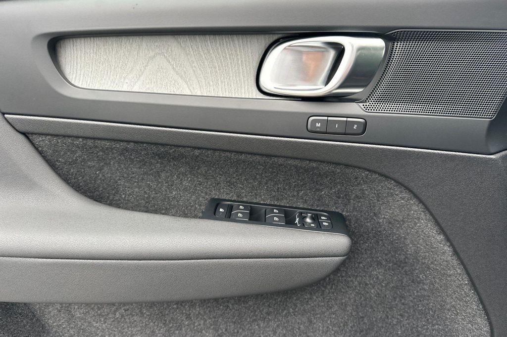 new 2026 Volvo XC40 car, priced at $43,845