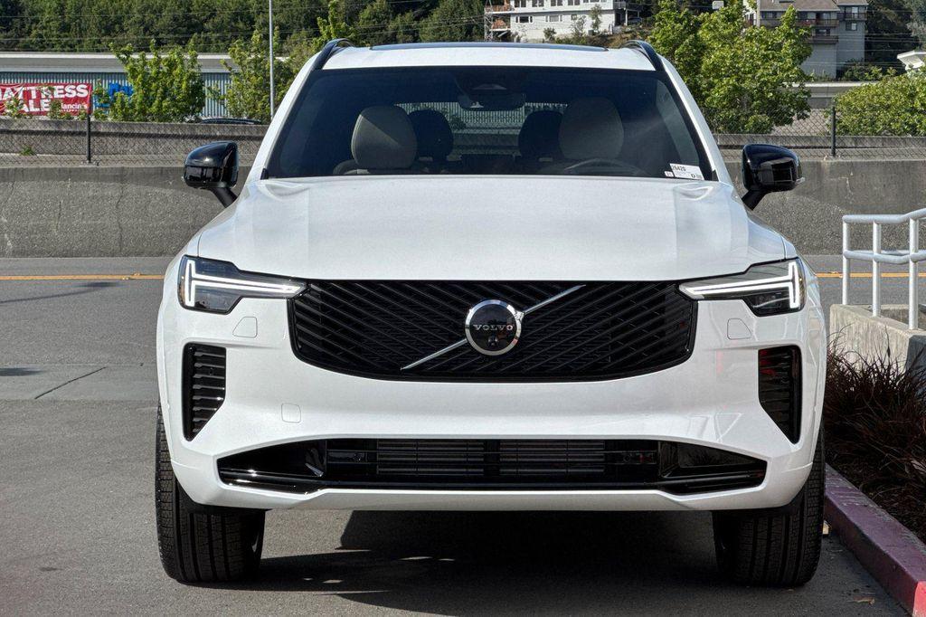 new 2026 Volvo XC90 Plug-In Hybrid car, priced at $87,620