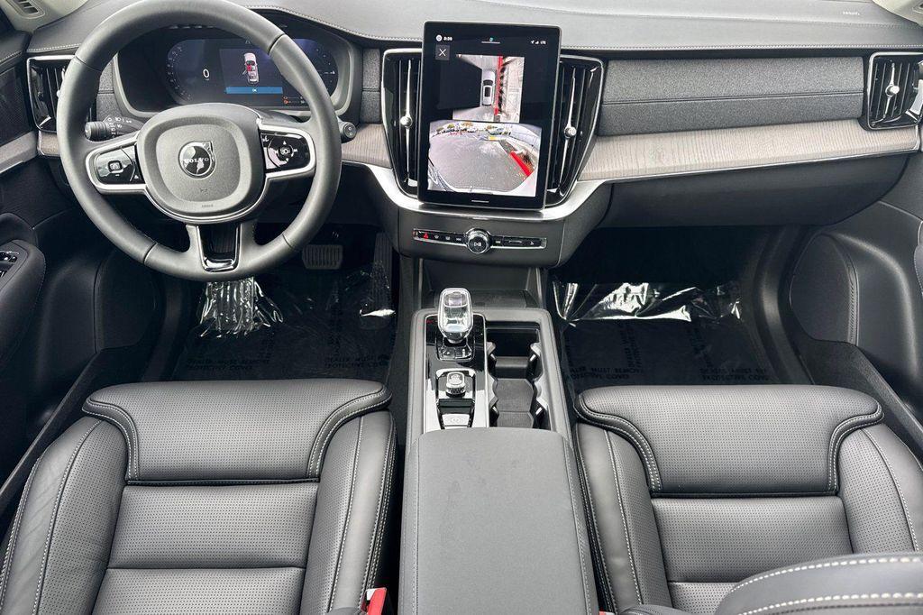 new 2026 Volvo XC90 Plug-In Hybrid car, priced at $87,120
