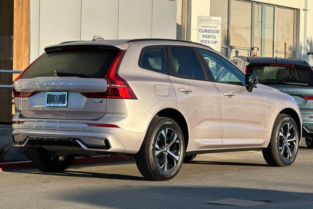new 2026 Volvo XC60 car, priced at $51,095