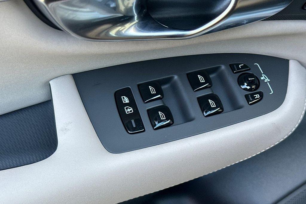 new 2026 Volvo XC90 car, priced at $71,825