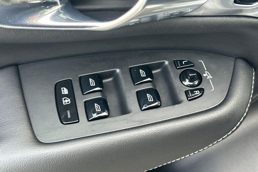 used 2023 Volvo XC90 Recharge Plug-In Hybrid car, priced at $49,288