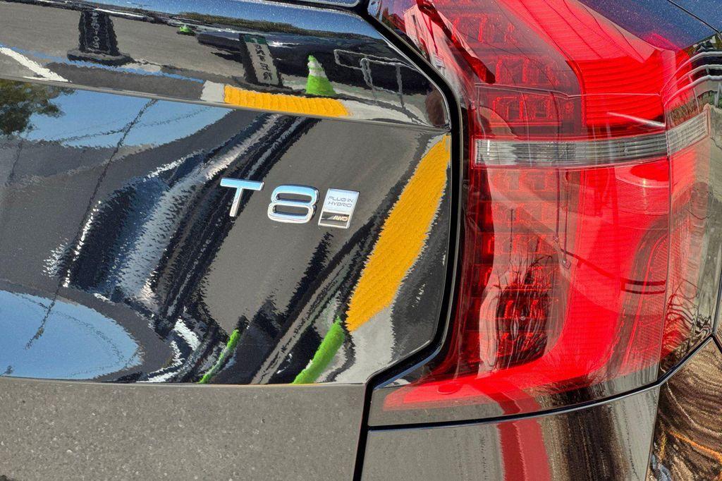 new 2026 Volvo XC90 Plug-In Hybrid car, priced at $81,570