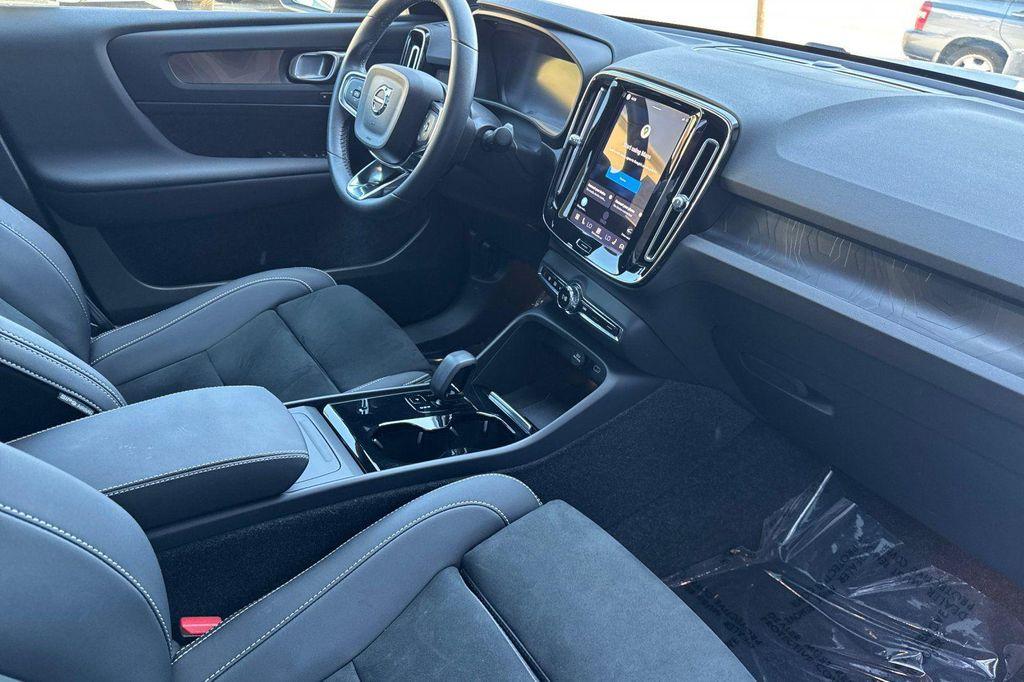 used 2023 Volvo C40 Recharge Pure Electric car, priced at $29,999