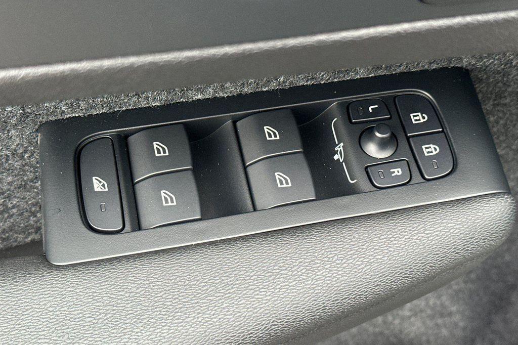 new 2026 Volvo XC40 car, priced at $48,575