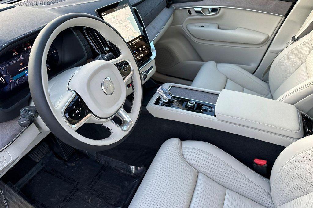 new 2026 Volvo XC90 Plug-In Hybrid car, priced at $85,625