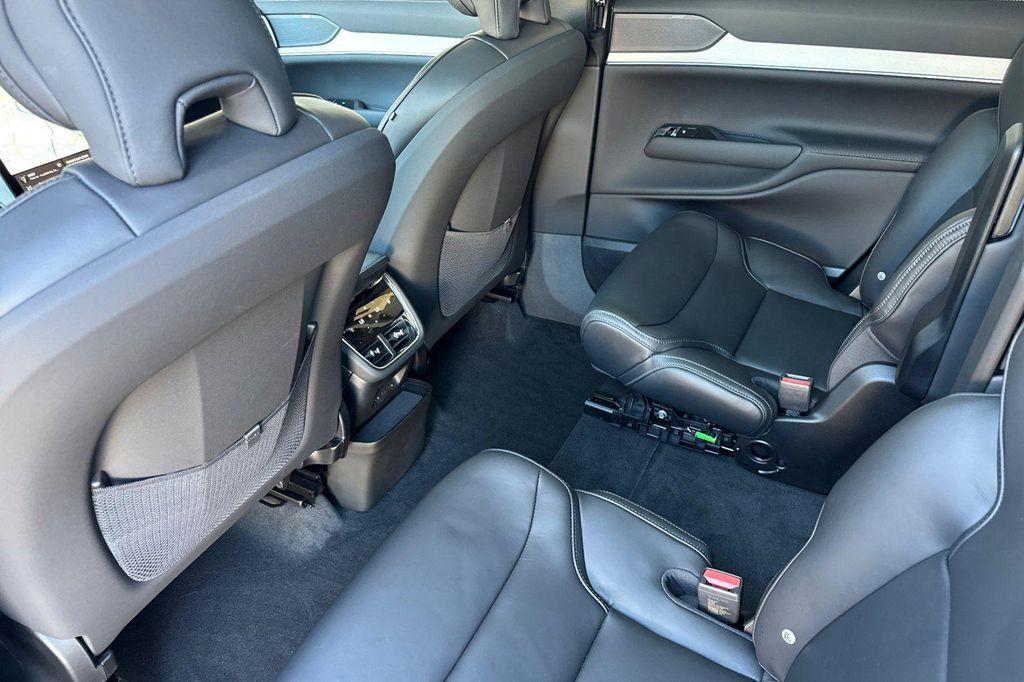 new 2026 Volvo EX90 car, priced at $87,580